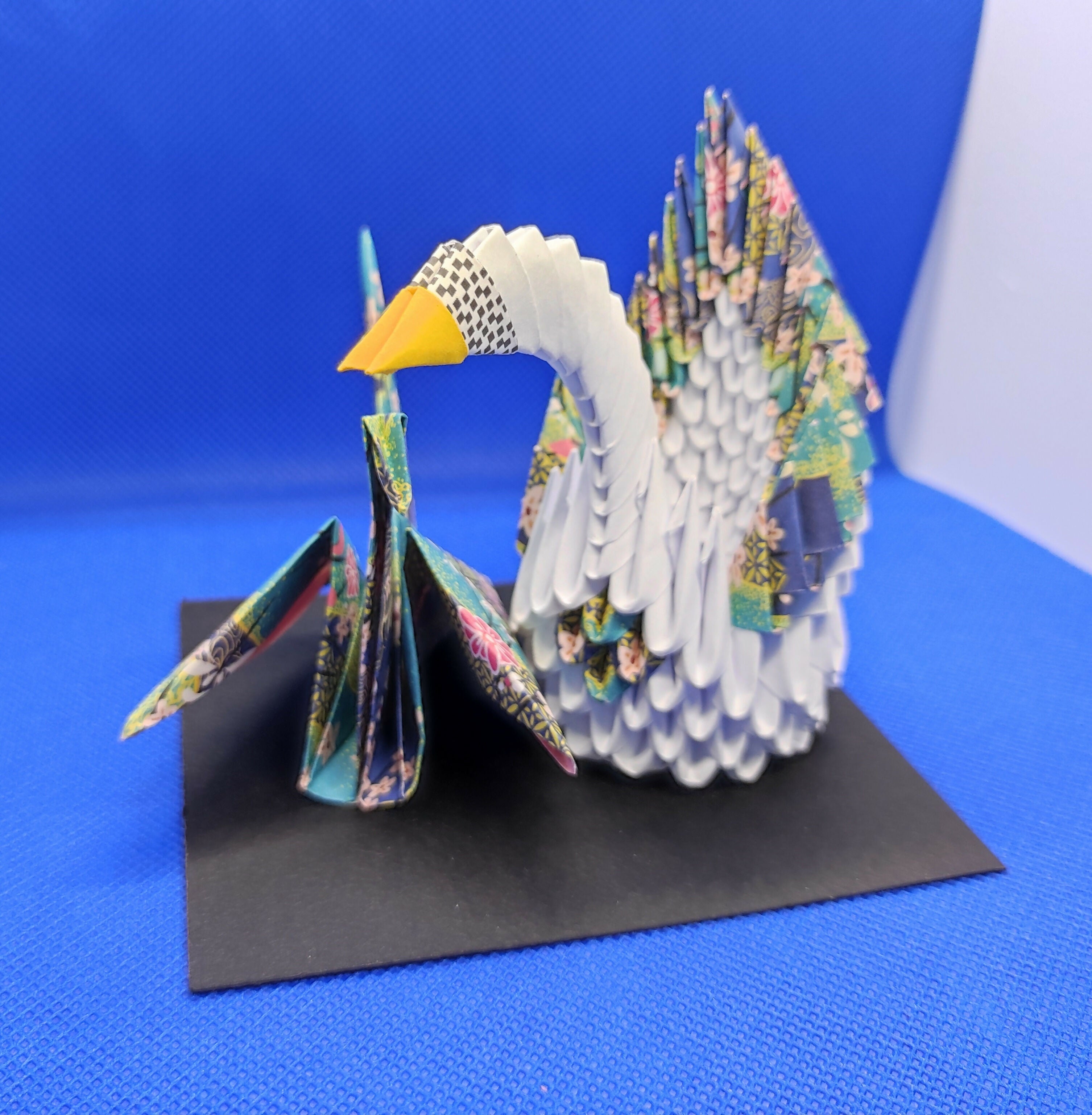 ORI013 Swan and Crane Origami Set