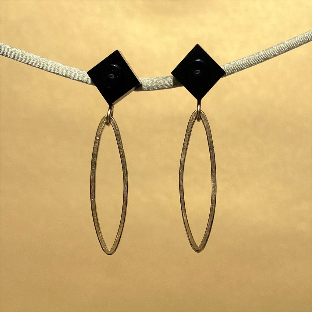 Dangling Earrings - Les Rêveuses