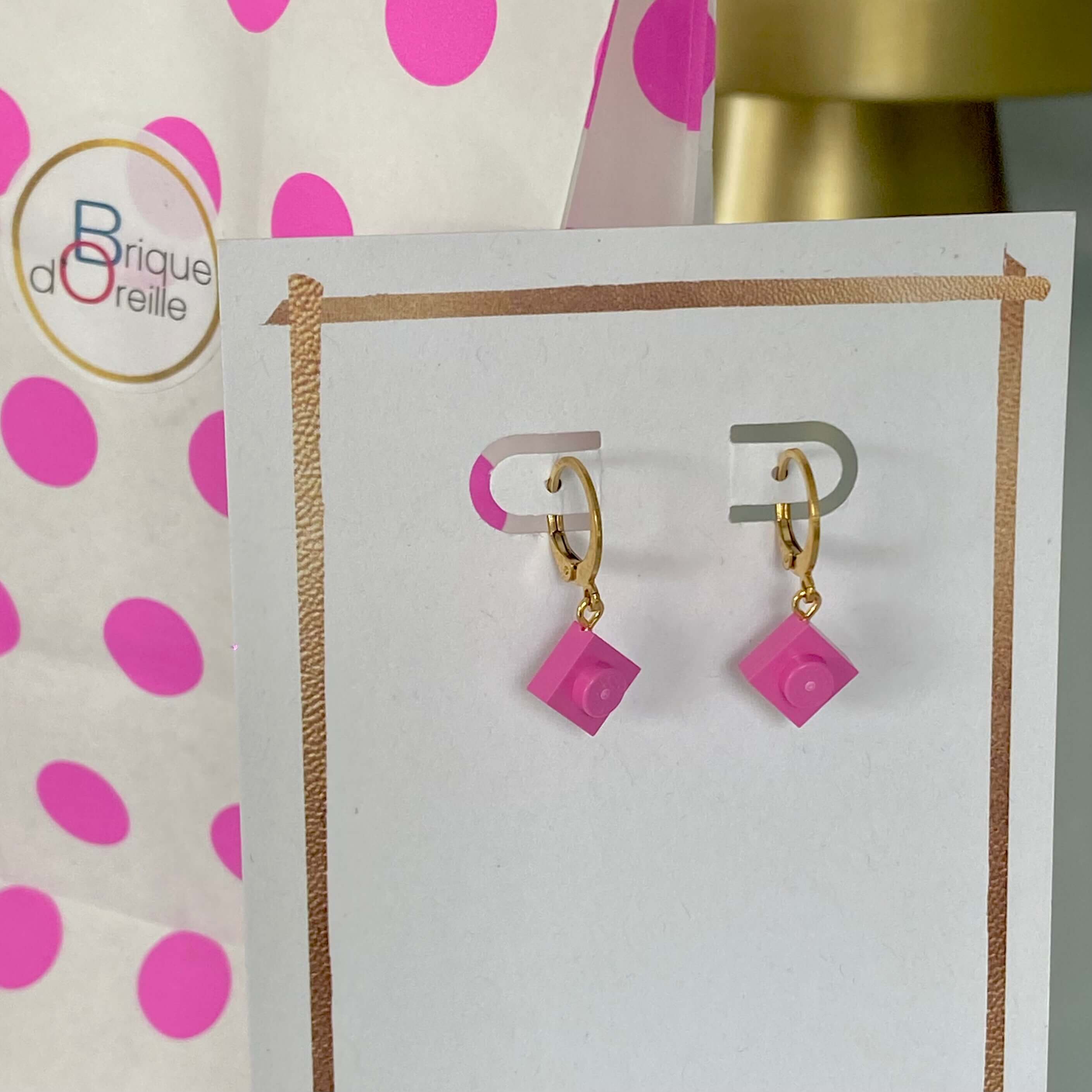 Mini boucles d'oreilles Dormeuses en acier inoxydable avec une brique de Lego®