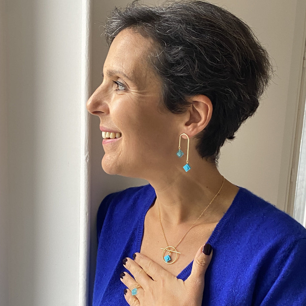 Collier géométrique avec une brique Lego - Les Astucieuses