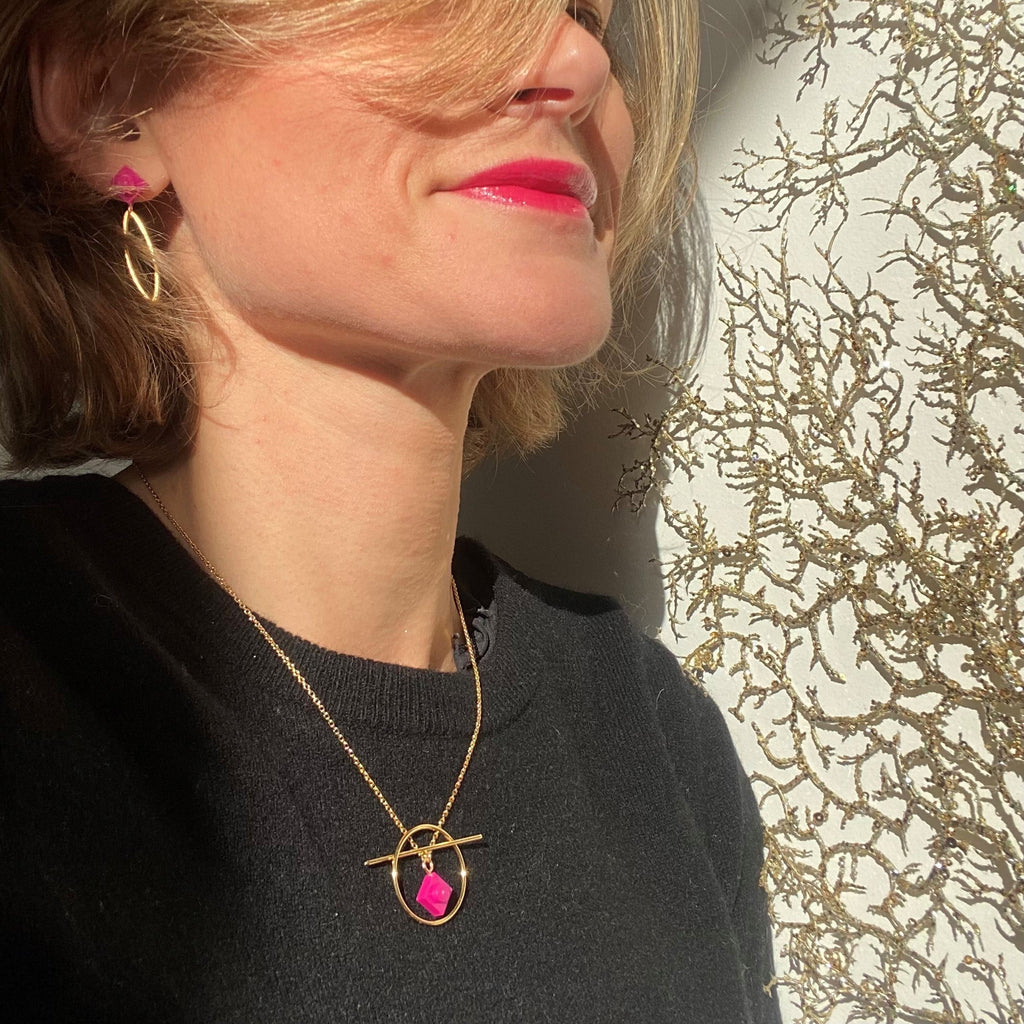 Collier géométrique avec une brique Lego - Les Astucieuses