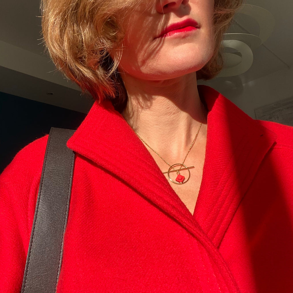 Collier géométrique avec une brique Lego - Les Astucieuses