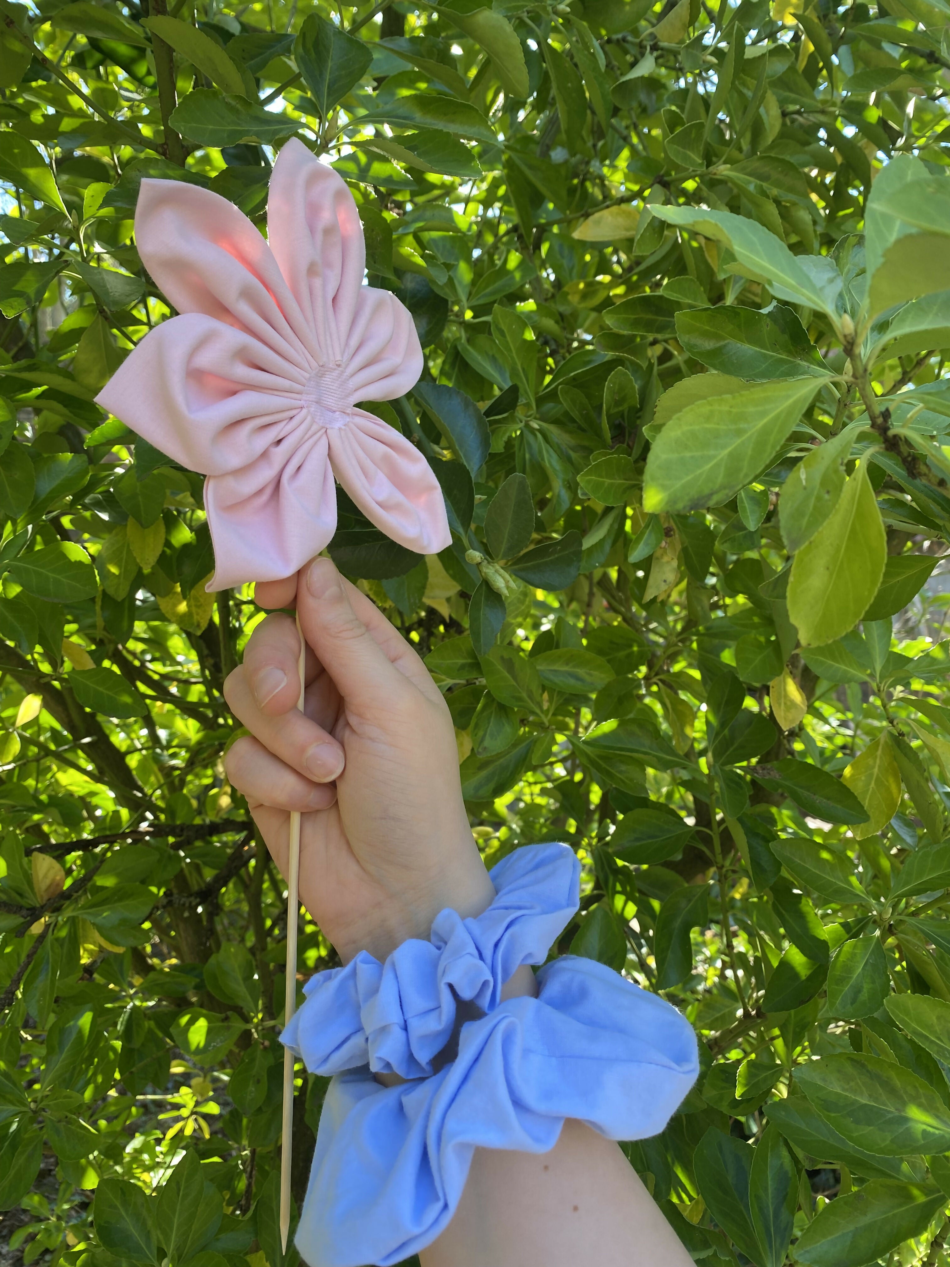 Upcycled Scrunchie - Passiflora