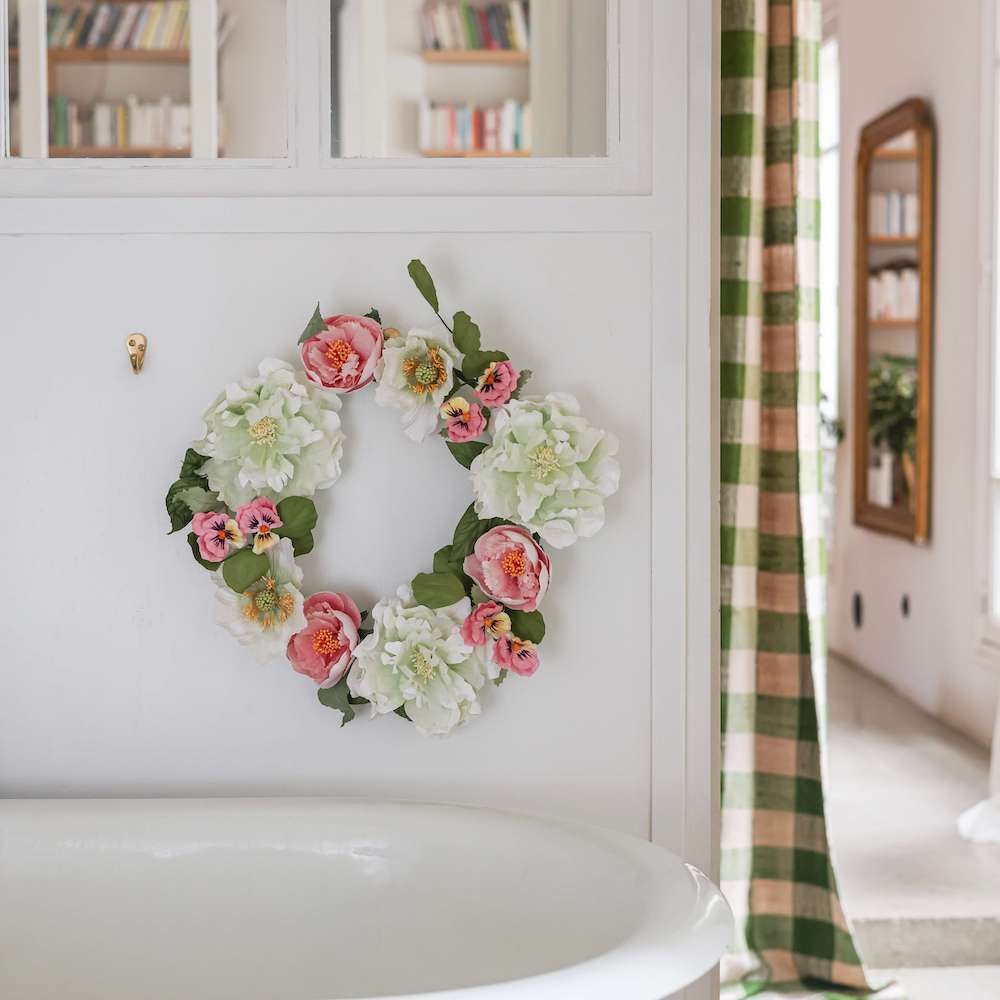 couronne-fleurs-papier-flowrette-rose-verte-blanche