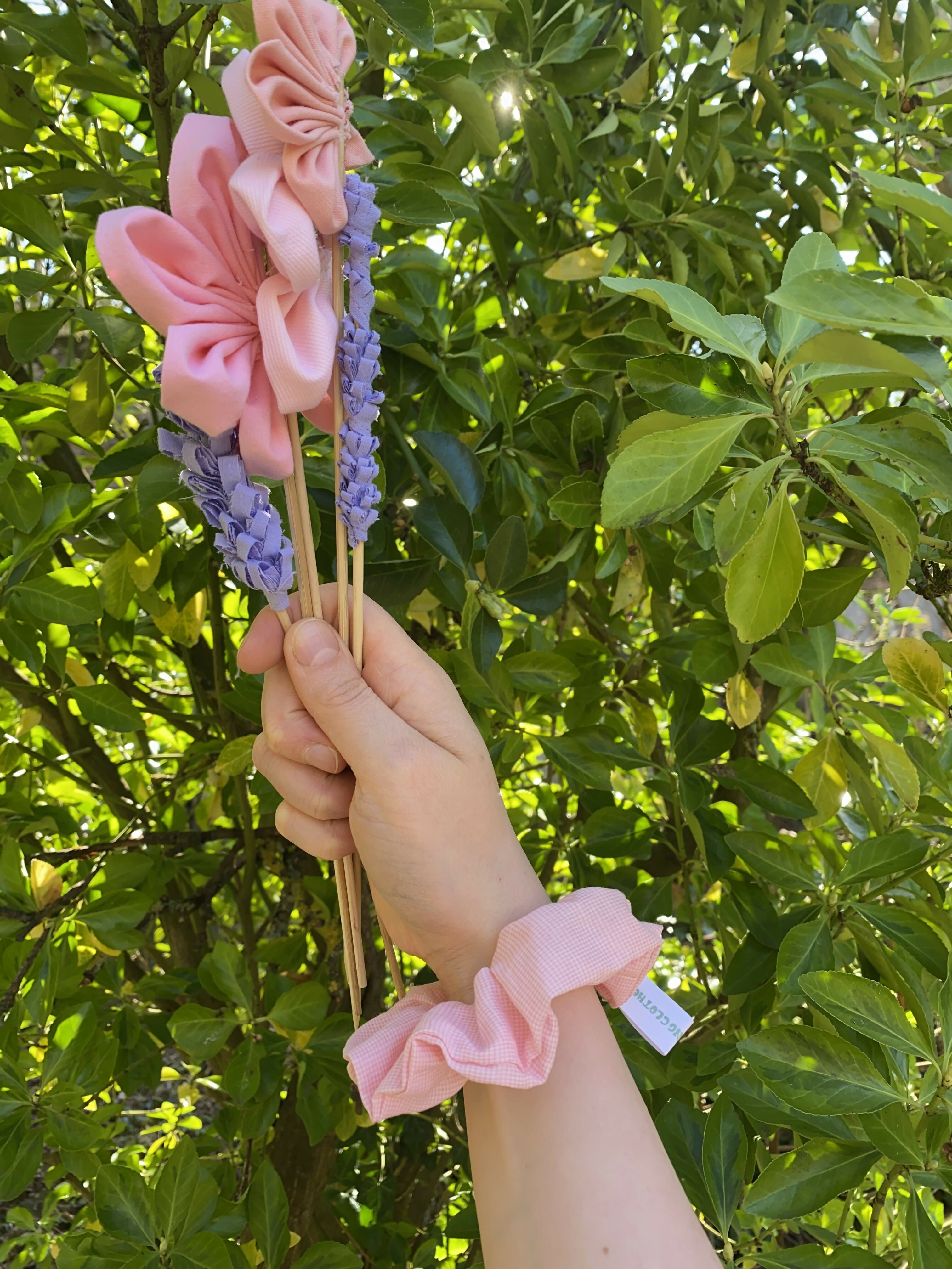 Upcycled Scrunchie - Passiflora