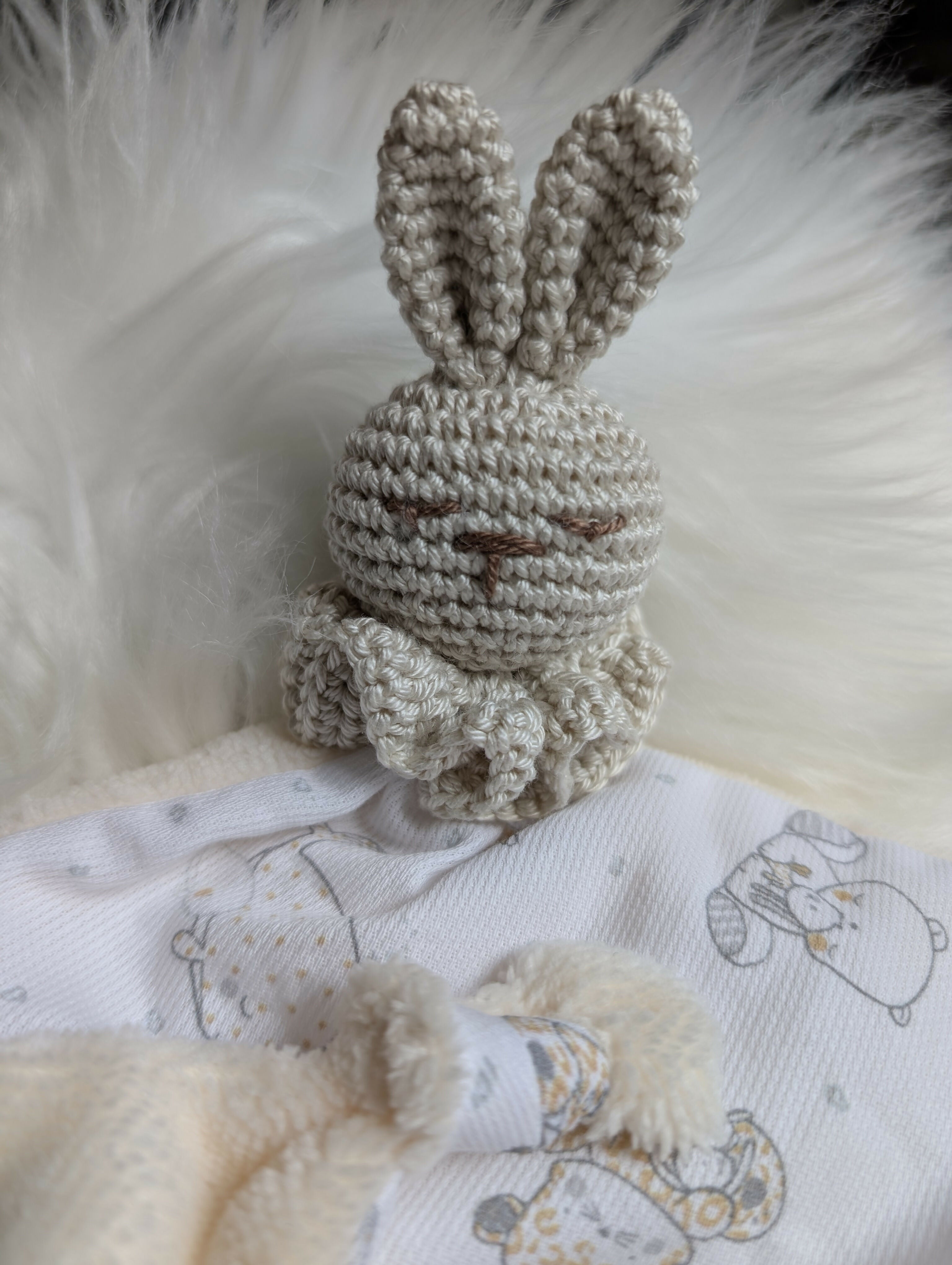 DOUDOU LAPIN BEIGE