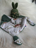 Doudou lapin vert animaux de la forêt
