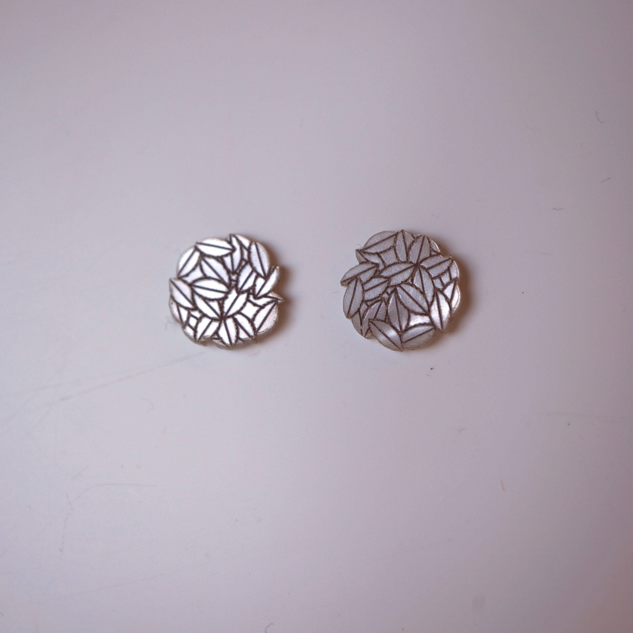 Ear stud for women - iridescent white plexiglass circle ~ Aloha ~