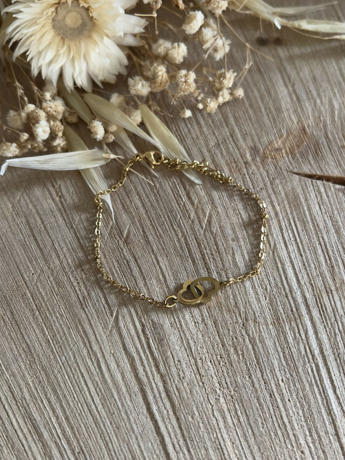 Small pineapple bracelet