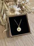 Collier nacre & son trèfle 4 feuilles